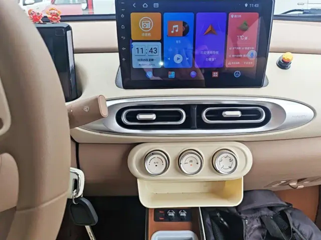 Wuling Hongguang Mini EV — Фото автомобиля 12
