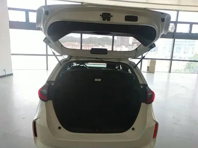 Honda Fit — Фото автомобиля 18