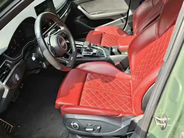 Audi S4 — Фото автомобиля 5