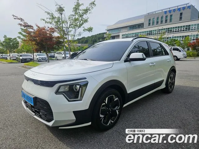 Kia Niro Niro (New) — Фото автомобиля 2