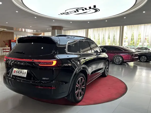 Aito M7 — Фото автомобиля 5