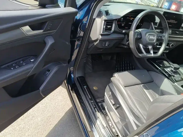 Audi Q5L — Фото автомобиля 15