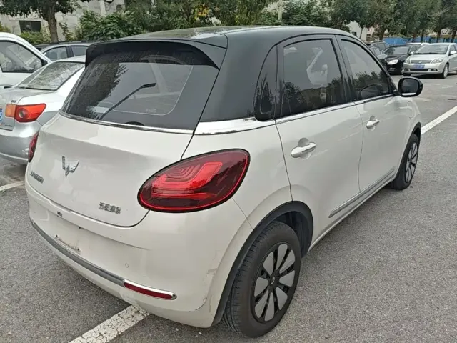 Wuling Bingo — Фото автомобиля 6