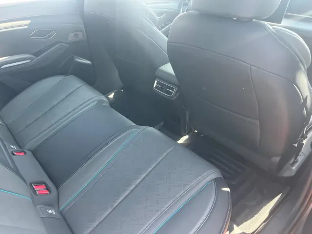 BYD Qin L — Фото автомобиля 15
