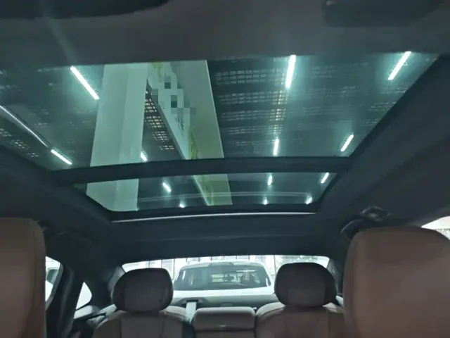 Volvo S90 — Фото автомобиля 17