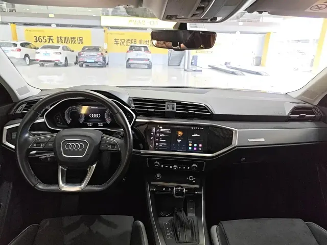 Audi Q3 — Фото автомобиля 2