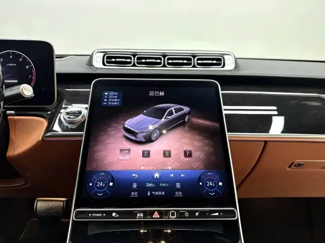 Mercedes-Benz Maybach S-Class — Фото автомобиля 16