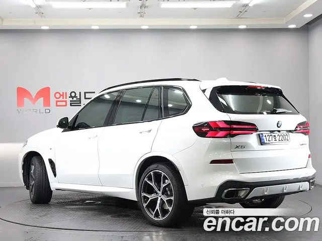 BMW X5 — Фото автомобиля 4