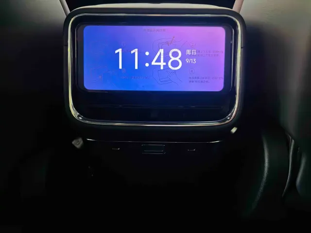 Xiaomi SU7 — Фото автомобиля 25