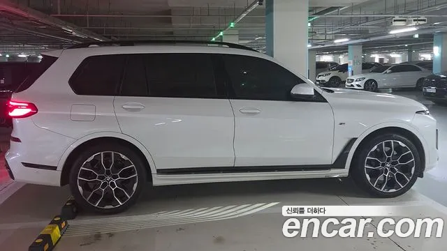 BMW X7 — Фото автомобиля 4