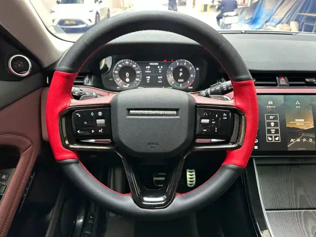 Land Rover Range Rover Evoque — Фото автомобиля 12