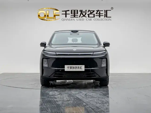 Leapmotor C10 — Фото автомобиля 2
