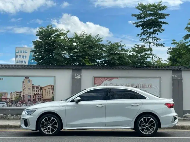 Audi A3 — Фото автомобиля 4