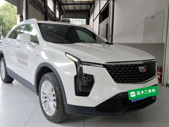Cadillac XT4 — Фото автомобиля 3