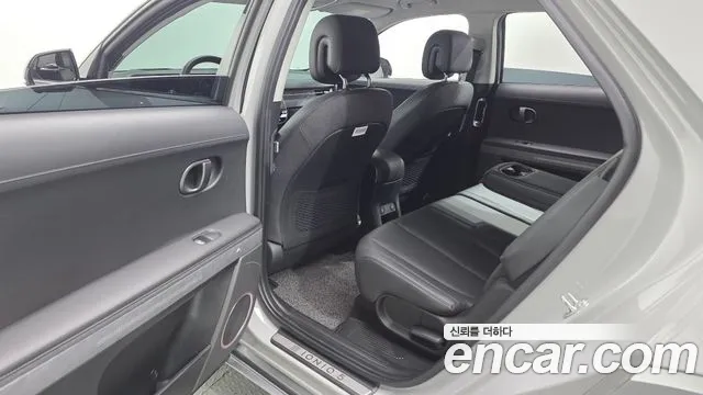 Hyundai Ioniq 5 — Фото автомобиля 11