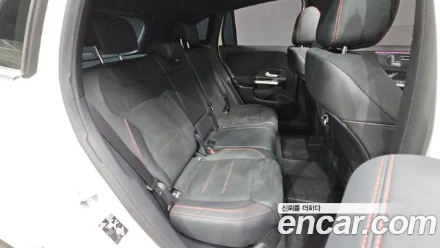 Mercedes-Benz GLA-Class H247 — Фото автомобиля 17