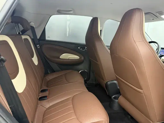 Wuling Bingo — Фото автомобиля 16