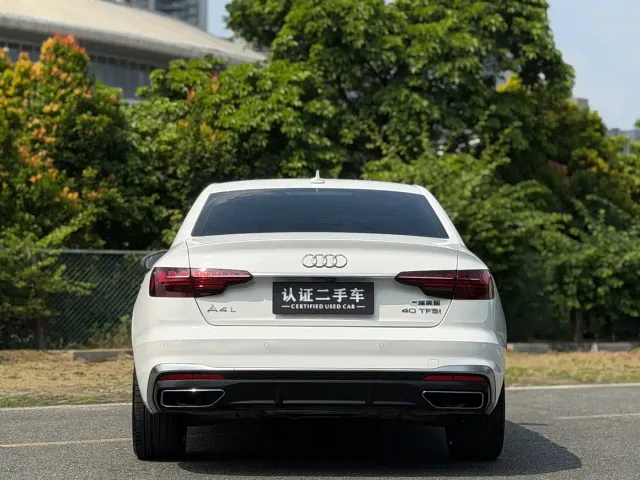 Audi A4L — Фото автомобиля 5
