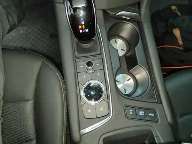 Cadillac XT5 — Фото автомобиля 13