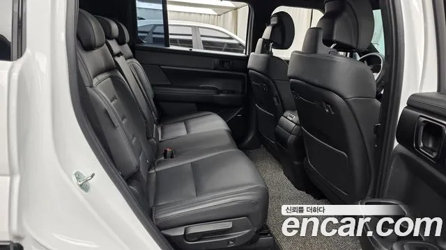 Hyundai Santa Fe — Фото автомобиля 17
