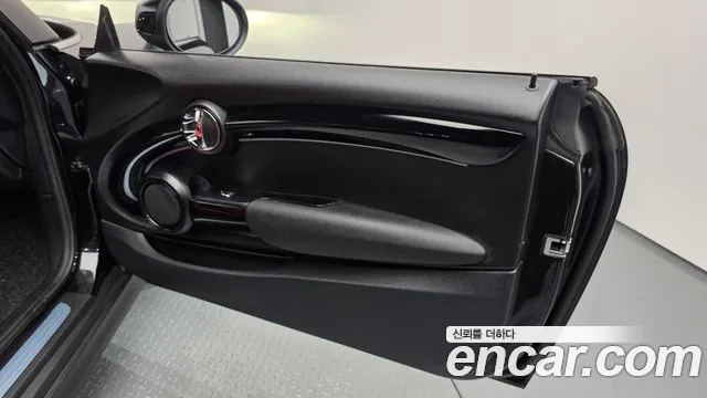 MINI Cooper Convertible — Фото автомобиля 14