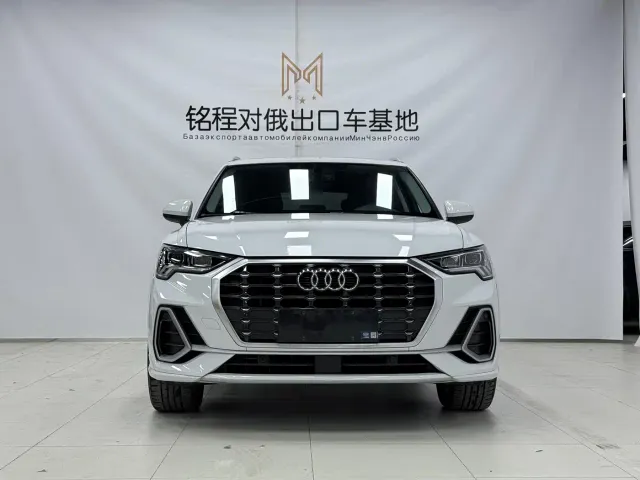 Audi Q3 — Фото автомобиля 2