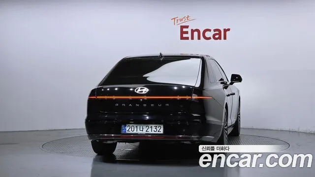 Hyundai Grandeur GN7 — Фото автомобиля 4