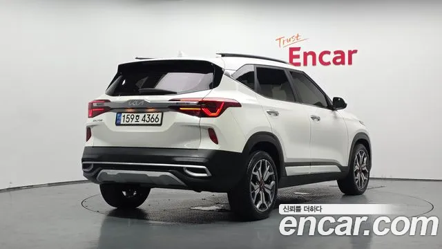 Kia Seltos Seltos Бензин 1.6 турбо 2WD — Фото автомобиля 2