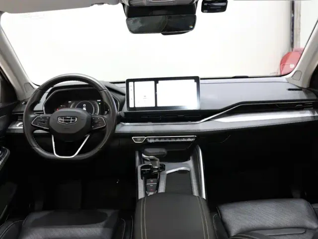 Geely Xingrui — Фото автомобиля 12