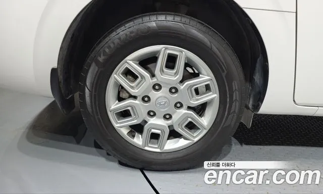 Hyundai Staria — Фото автомобиля 5