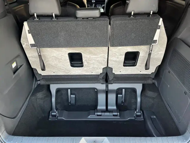 Toyota Sienna — Фото автомобиля 15
