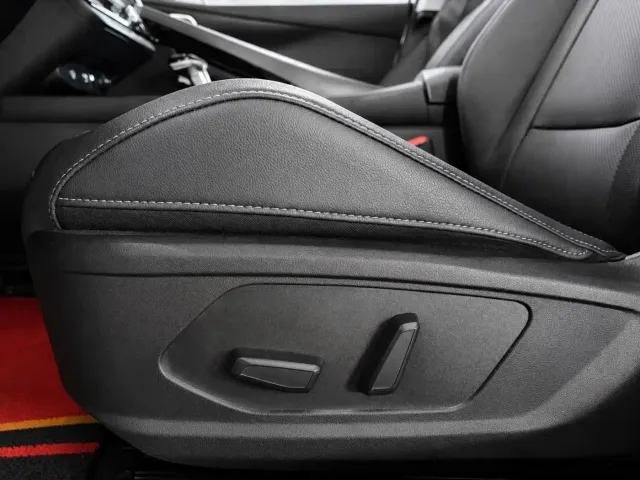 Hyundai Elantra — Фото автомобиля 13