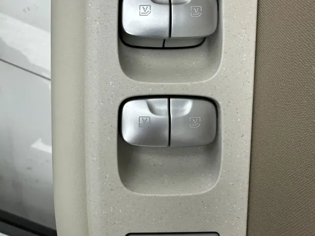 Toyota BoZhi 3X — Фото автомобиля 12