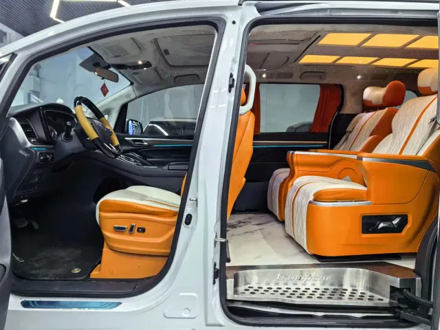 GAC Trumpchi M8 — Фото автомобиля 9