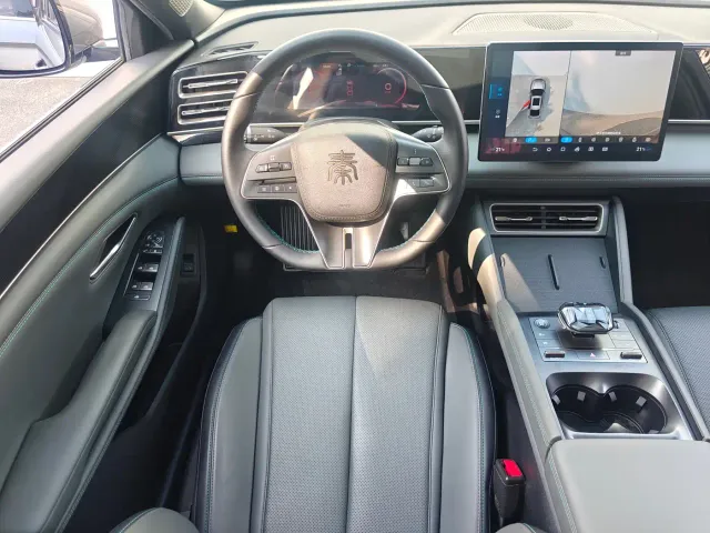 BYD Qin L — Фото автомобиля 10