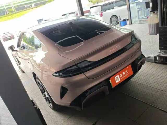Xiaomi SU7 — Фото автомобиля 4