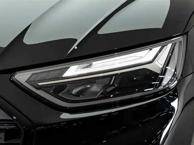 Audi Q5L — Фото автомобиля 4