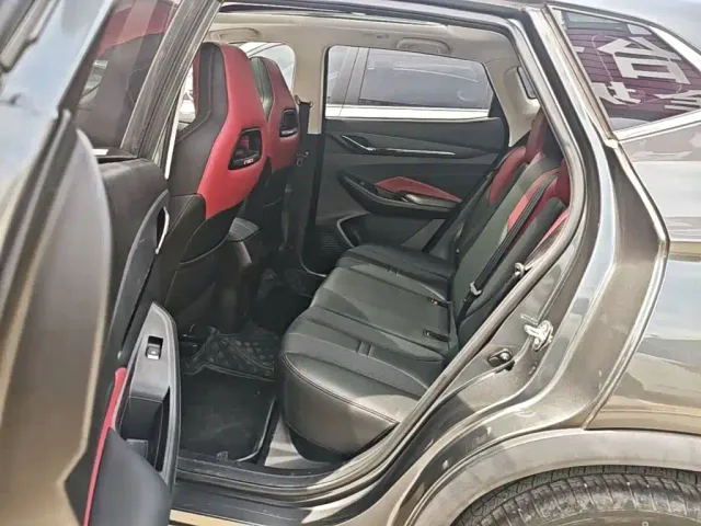 Changan Oushang X5 — Фото автомобиля 12