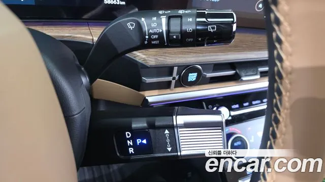 Hyundai Santa Fe MX5 — Фото автомобиля 12