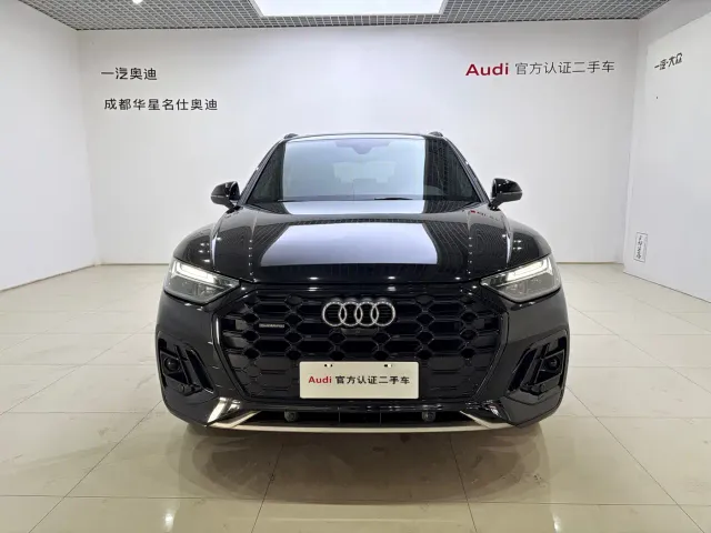 Audi Q5L — Фото автомобиля 2