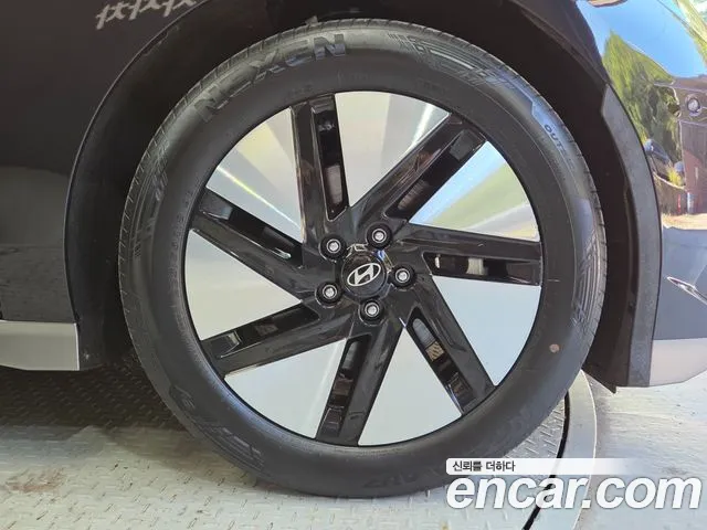 Hyundai Ioniq 6 — Фото автомобиля 5