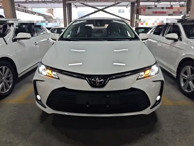 Toyota Corolla — Фото автомобиля 2