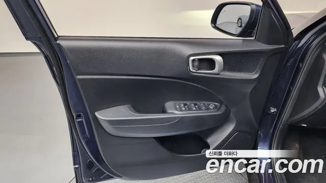 Hyundai Venue Venue 1.6 Premium — Фото автомобиля 24