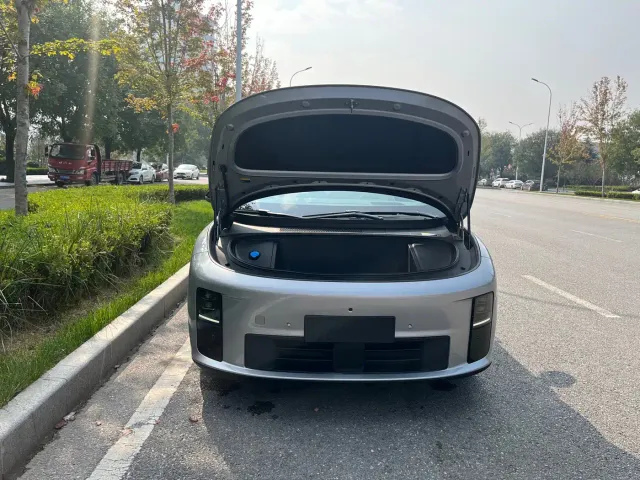 Li Auto i6 — Фото автомобиля 18