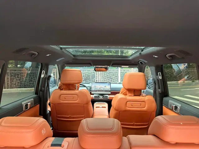 BYD FangChengBao Titanium 7 — Фото автомобиля 15