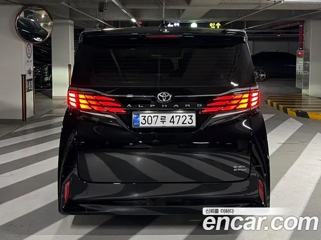 Toyota Alphard 4th Gen — Фото автомобиля 3
