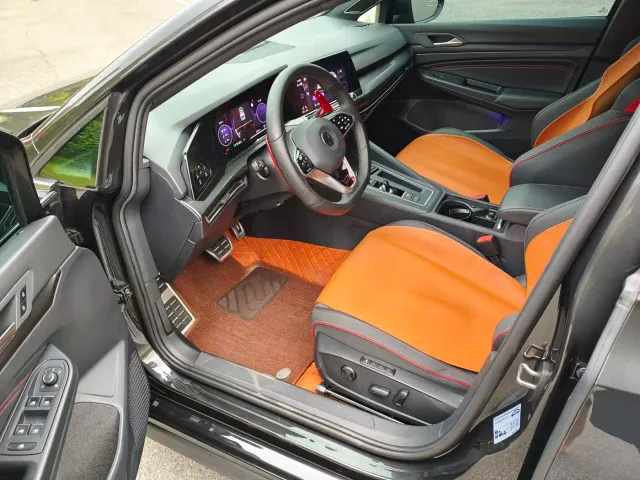 Volkswagen Golf GTI — Фото автомобиля 4