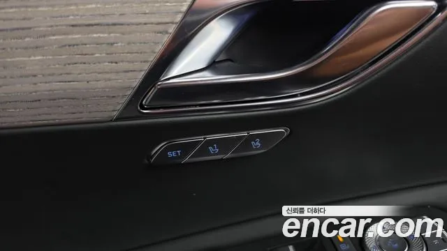 Genesis GV80 — Фото автомобиля 30