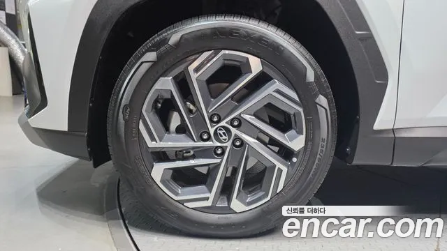 Hyundai Tucson Новый Tucson (NX4) Бензин 1.6 Turbo 4WD — Фото автомобиля 5