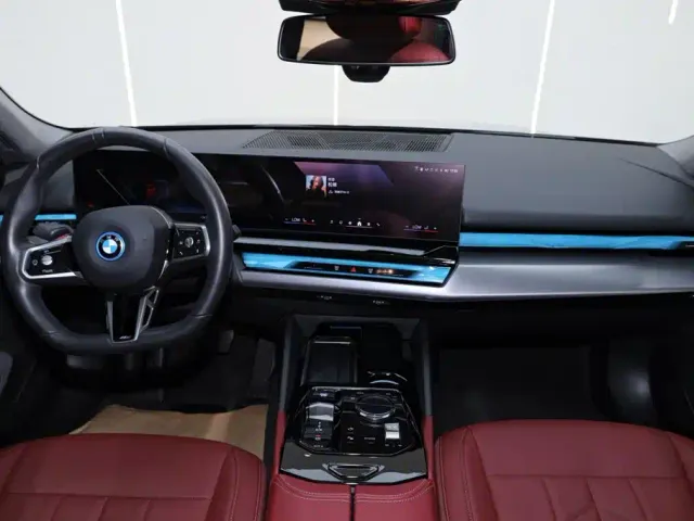 BMW BMW i5 2024 eDrive 35L M Sport Package — Фото автомобиля 24